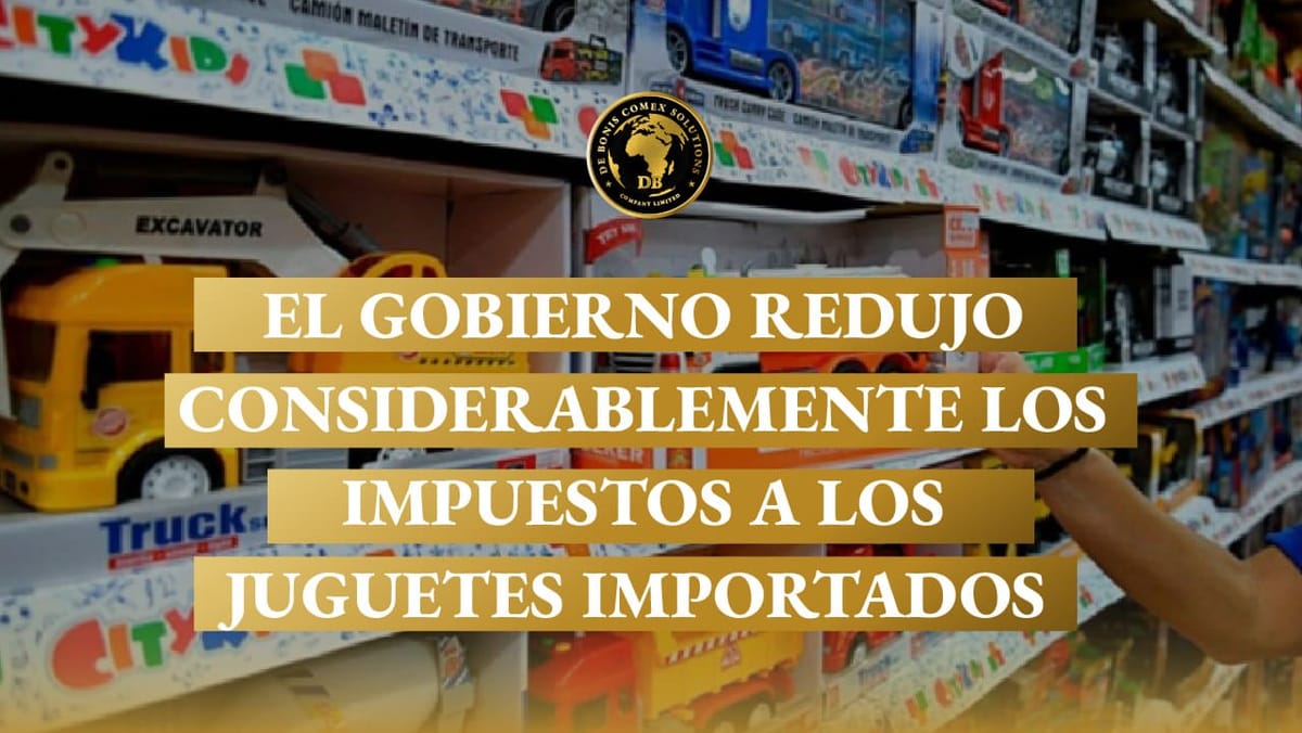 Estantería con juguetes importados en una tienda argentina, ilustrando la medida del Gobierno que redujo los impuestos de importación para favorecer el sector comercial y la competitividad.